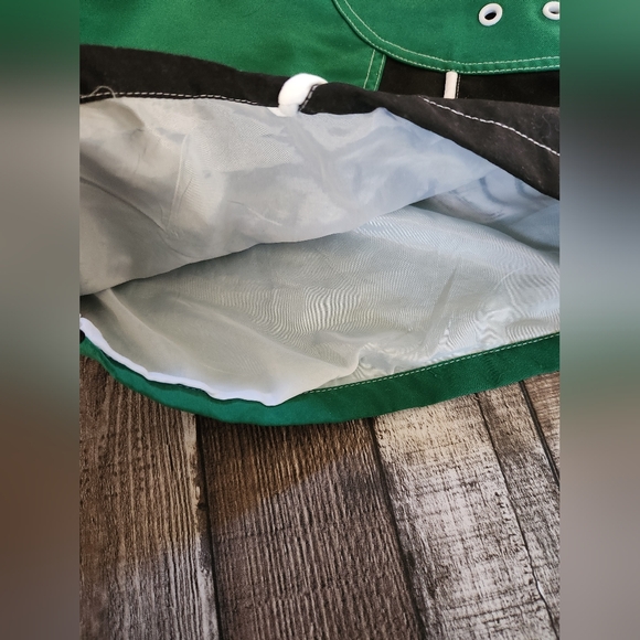 Saskatchewan Roughriders CFL Men's Green Shorts Size XL - Picture 13 of 13
